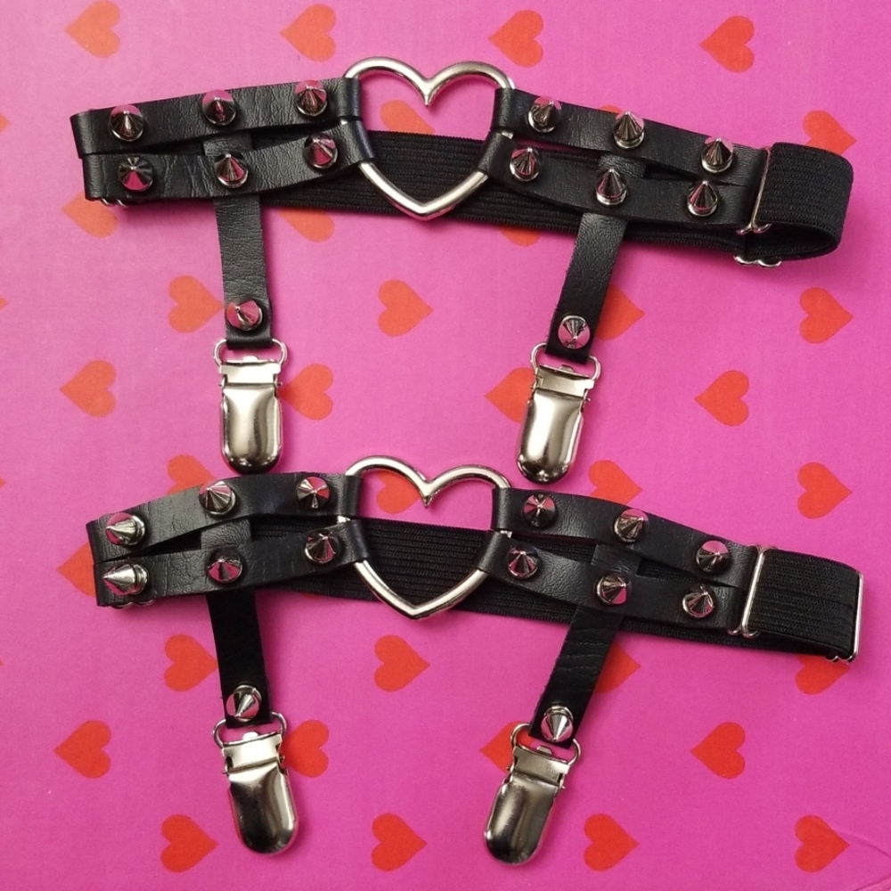 Spike Garters